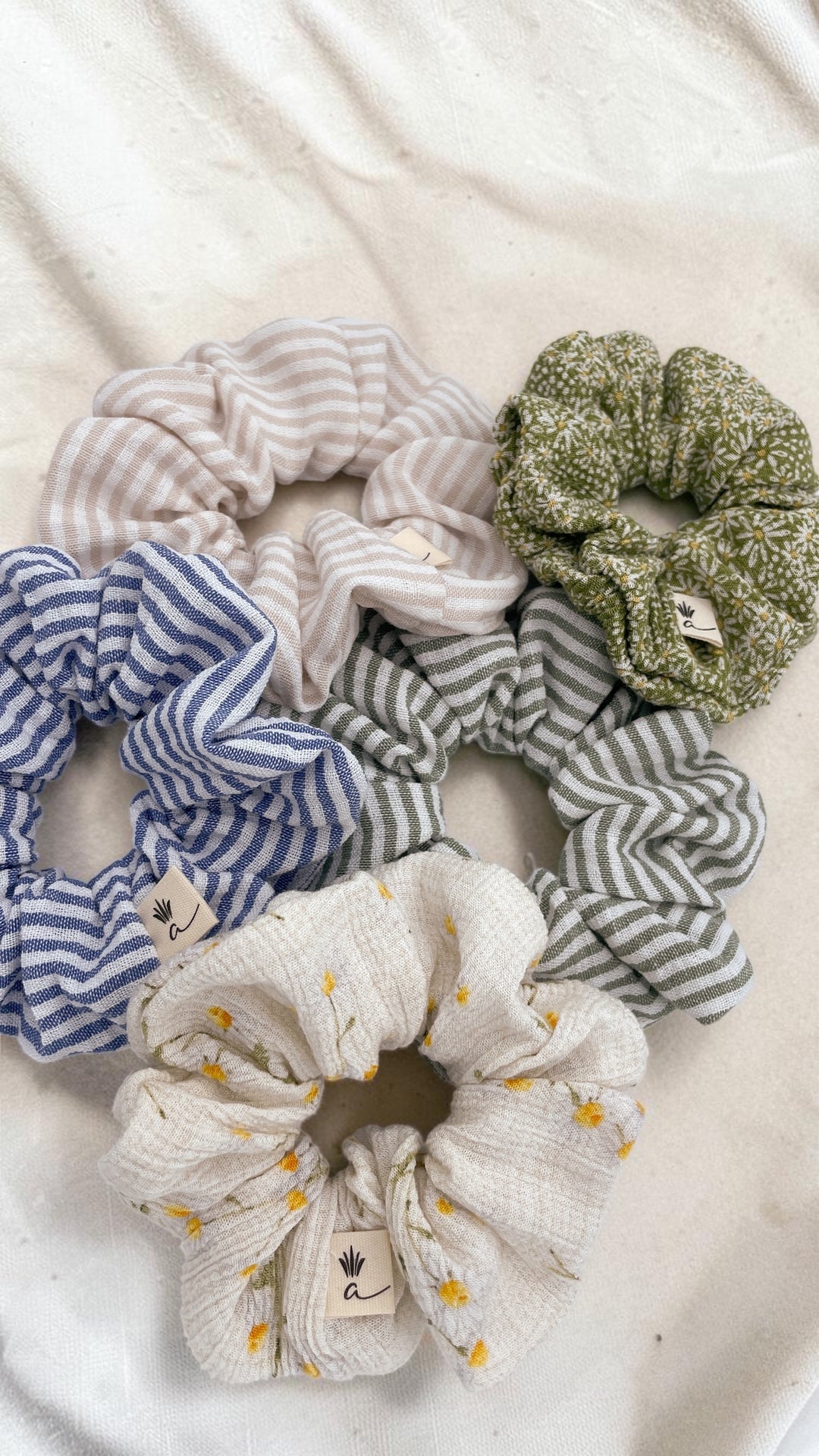 Scrunchie - Daisy