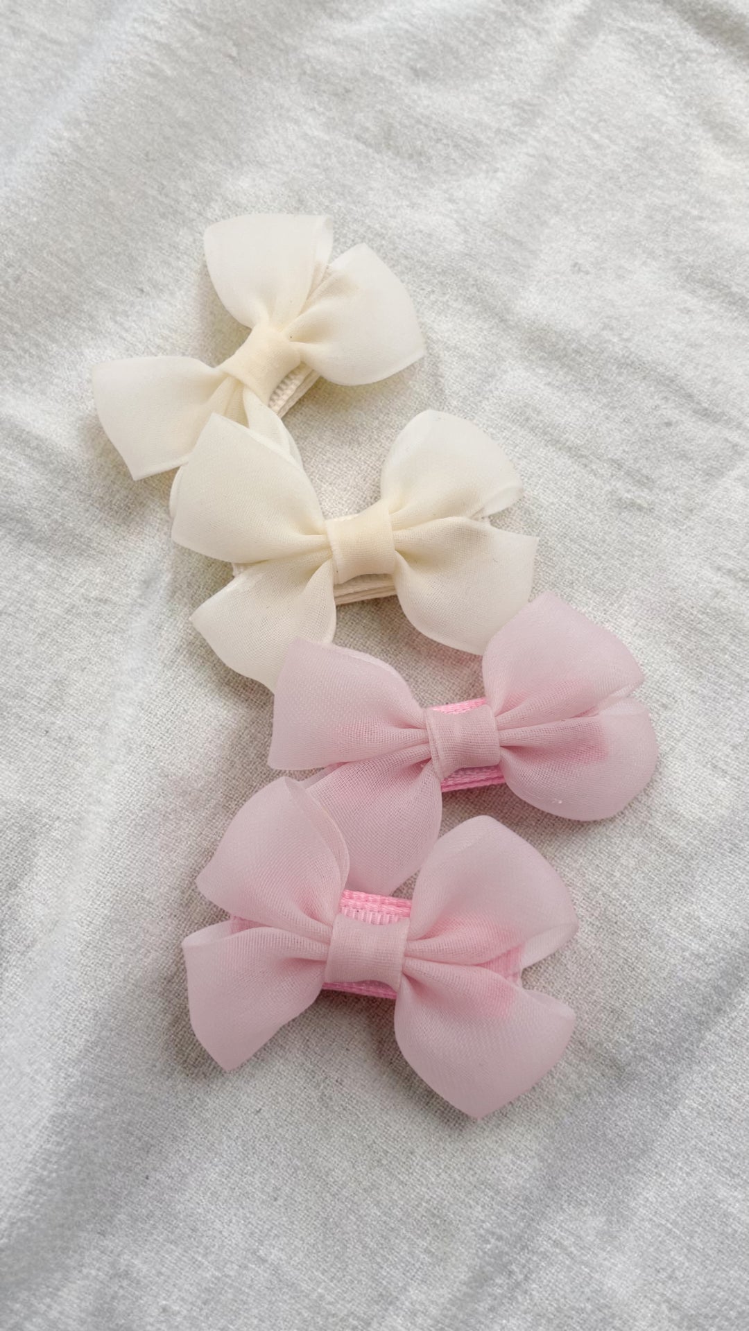 Bows on clip - Romance Ivory/Blush