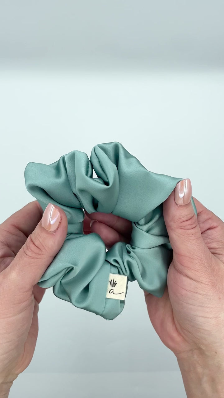 Satin scrunchie - Teal
