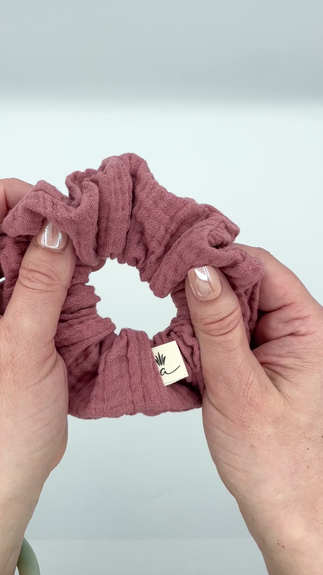 Muslin scrunchies - Baby pink